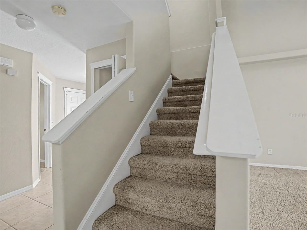 5828 WRENWATER DRIVE — photo 14 of 24