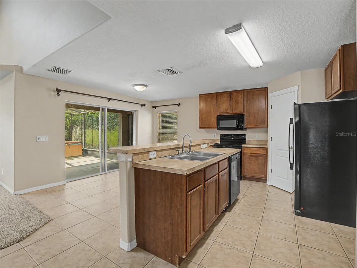 5828 WRENWATER DRIVE — photo 6 of 24