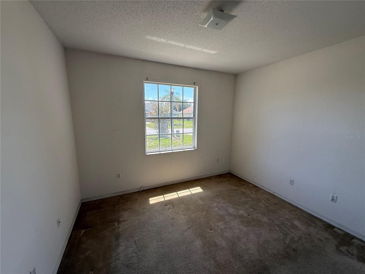 7422 GINGKO AVENUE — photo 13 of 26