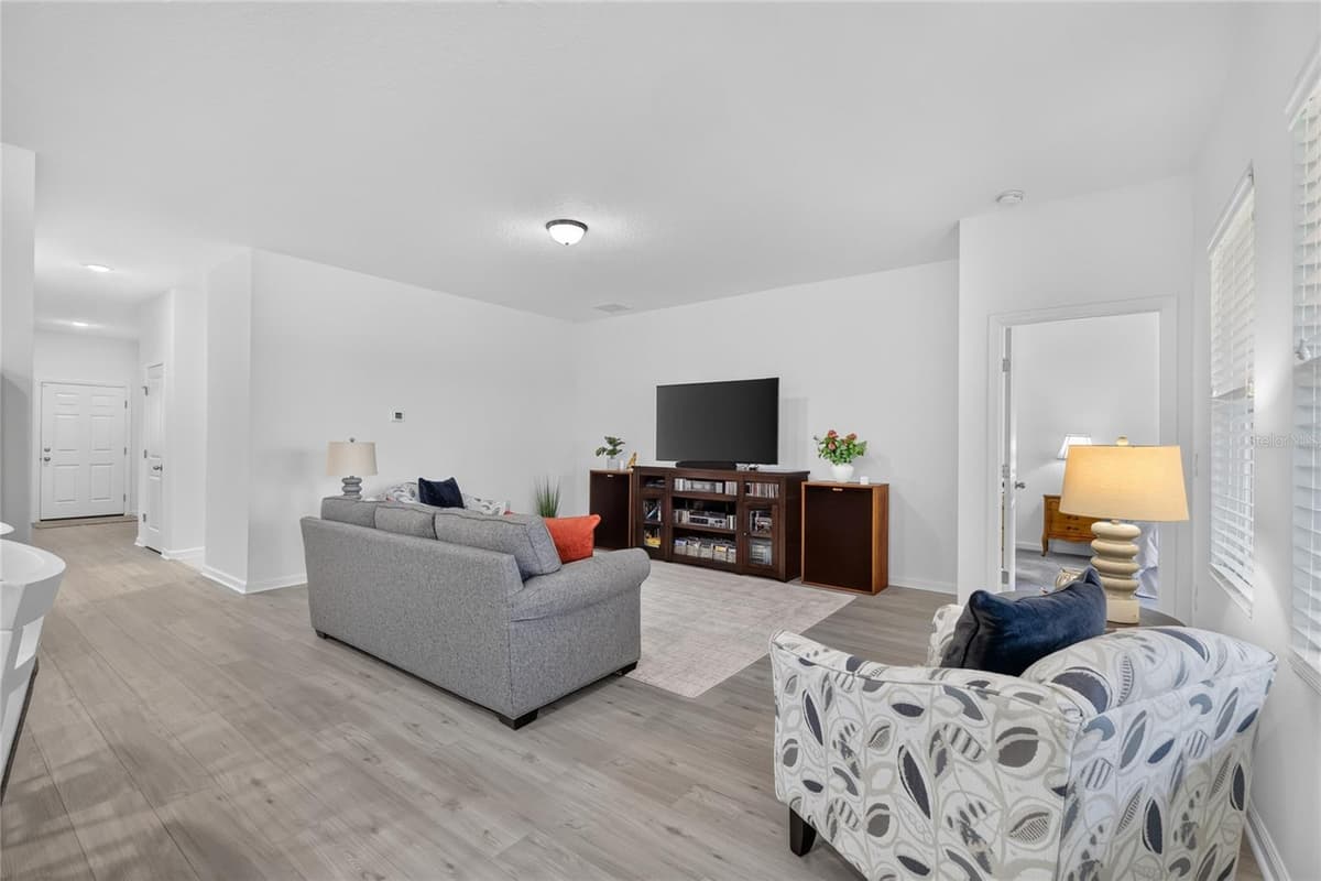 1785 SUNDANCE CHASE ROAD — photo 15 of 46