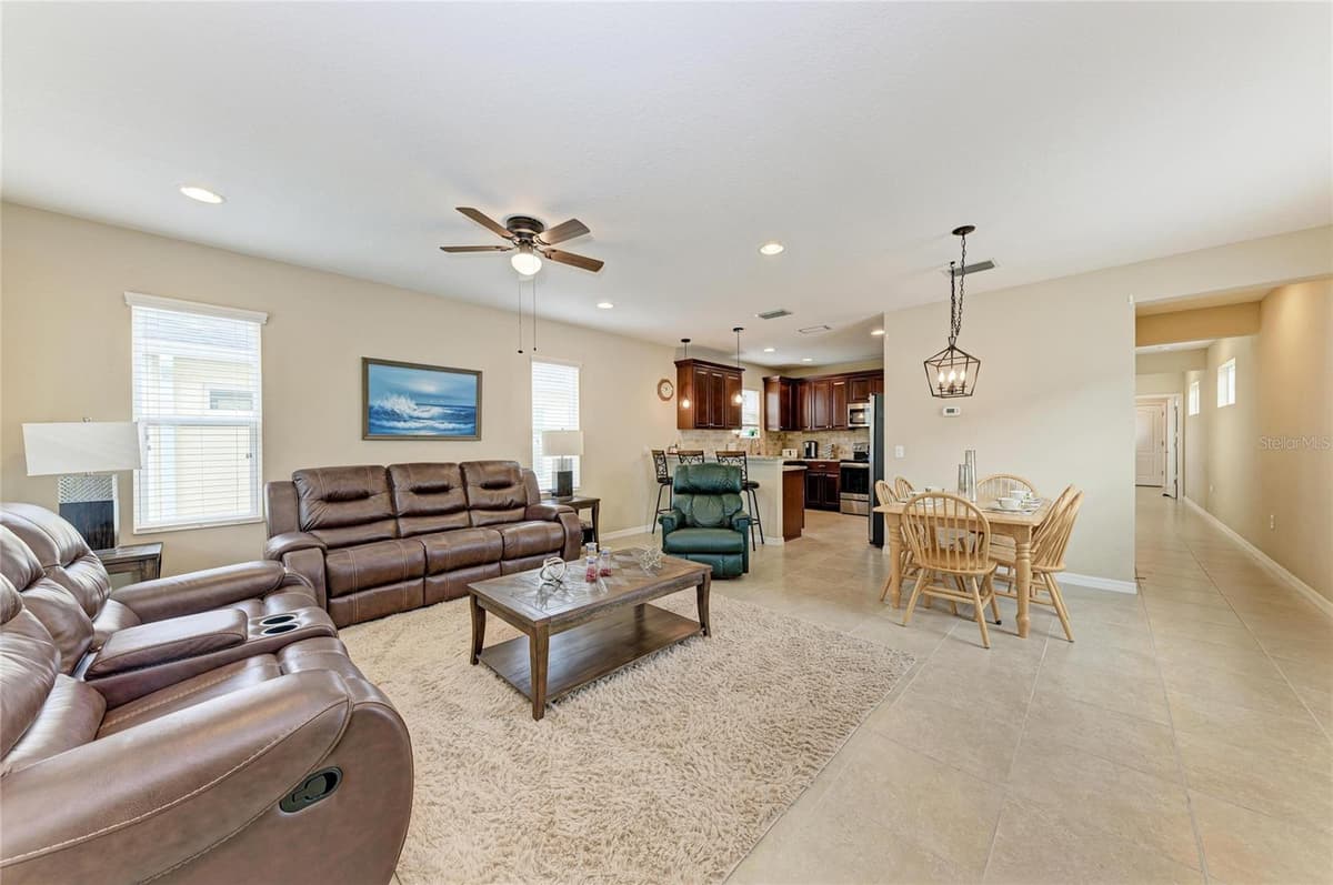 12662 SHIMMERING OAK CIRCLE — photo 9 of 53