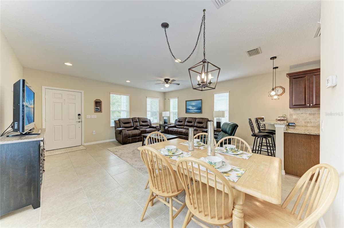 12662 SHIMMERING OAK CIRCLE — photo 16 of 53