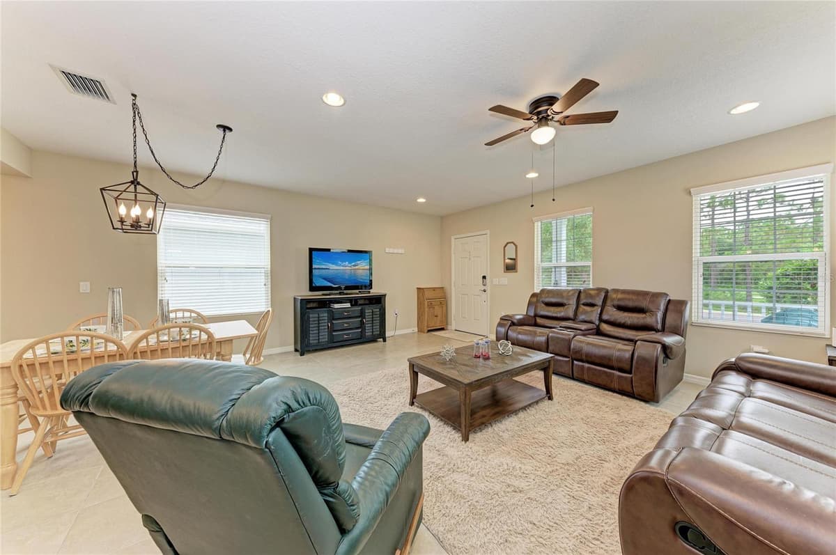 12662 SHIMMERING OAK CIRCLE — photo 11 of 53