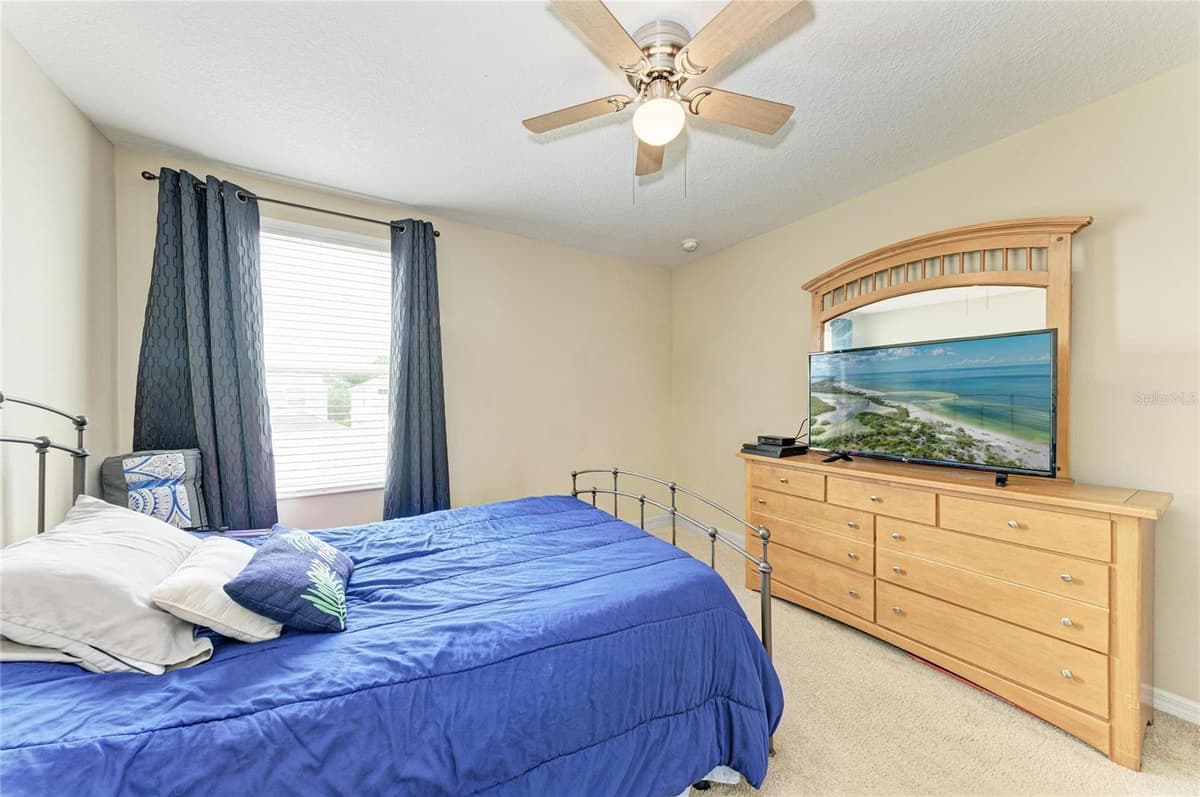 12662 SHIMMERING OAK CIRCLE — photo 29 of 53