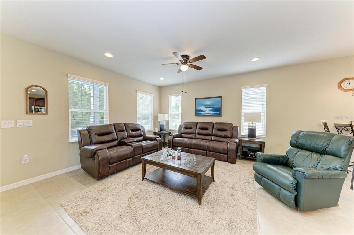 12662 SHIMMERING OAK CIRCLE — photo 10 of 53