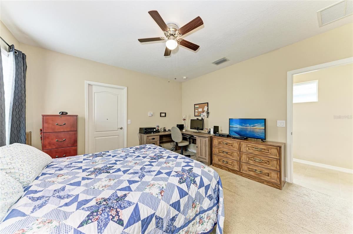 12662 SHIMMERING OAK CIRCLE — photo 21 of 53