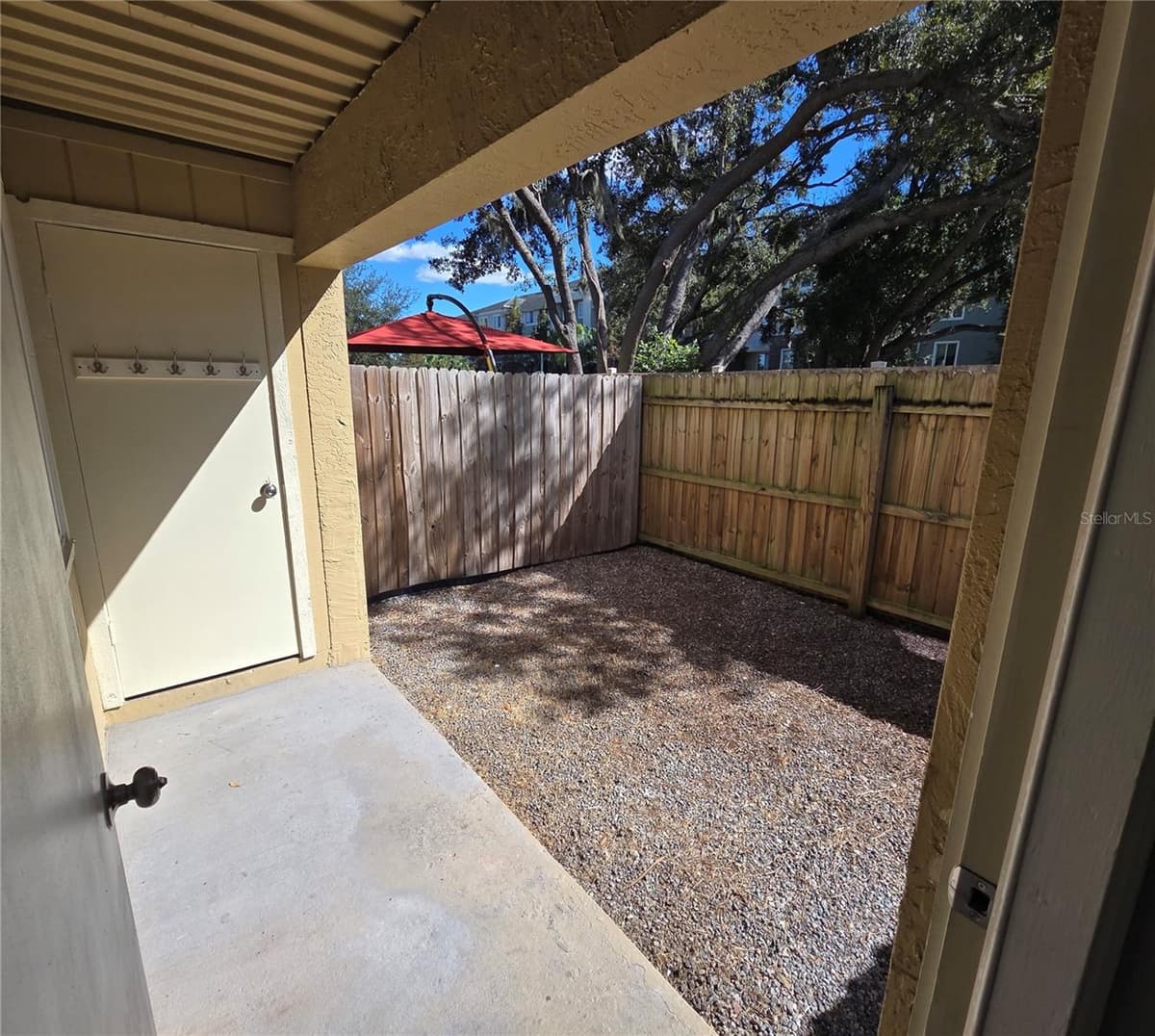 510 GOLDEN RAINTREE PLACE — photo 15 of 21