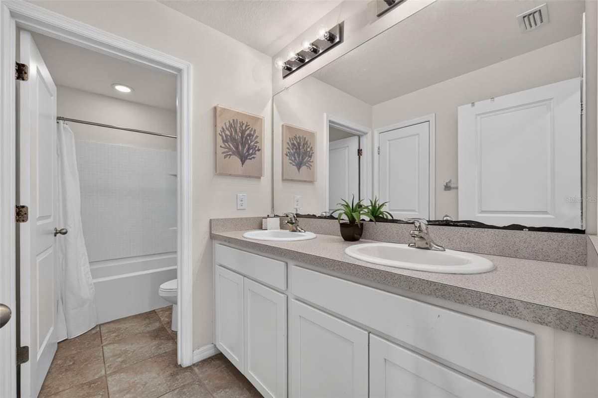 6541 DEVESTA LOOP — photo 38 of 61