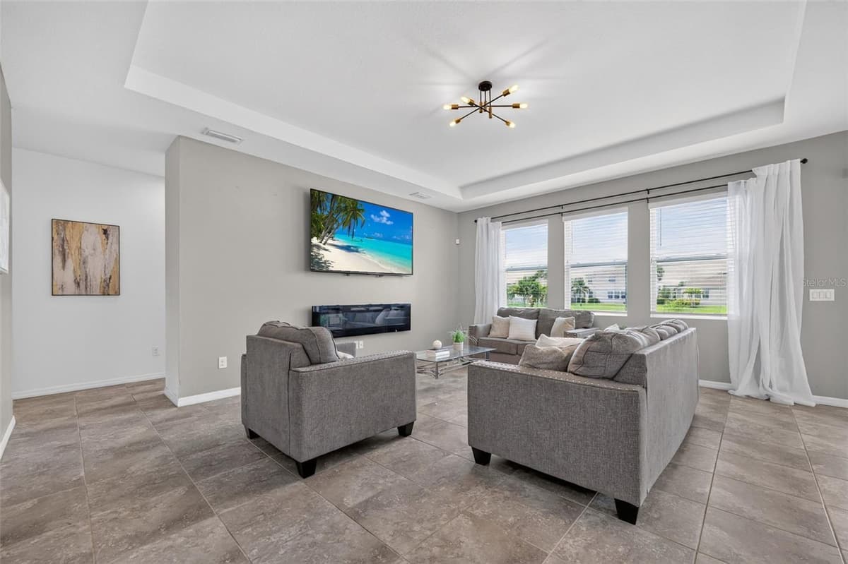 6541 DEVESTA LOOP — photo 10 of 61