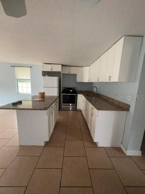5025 PENVAN AVENUE — photo 10 of 29