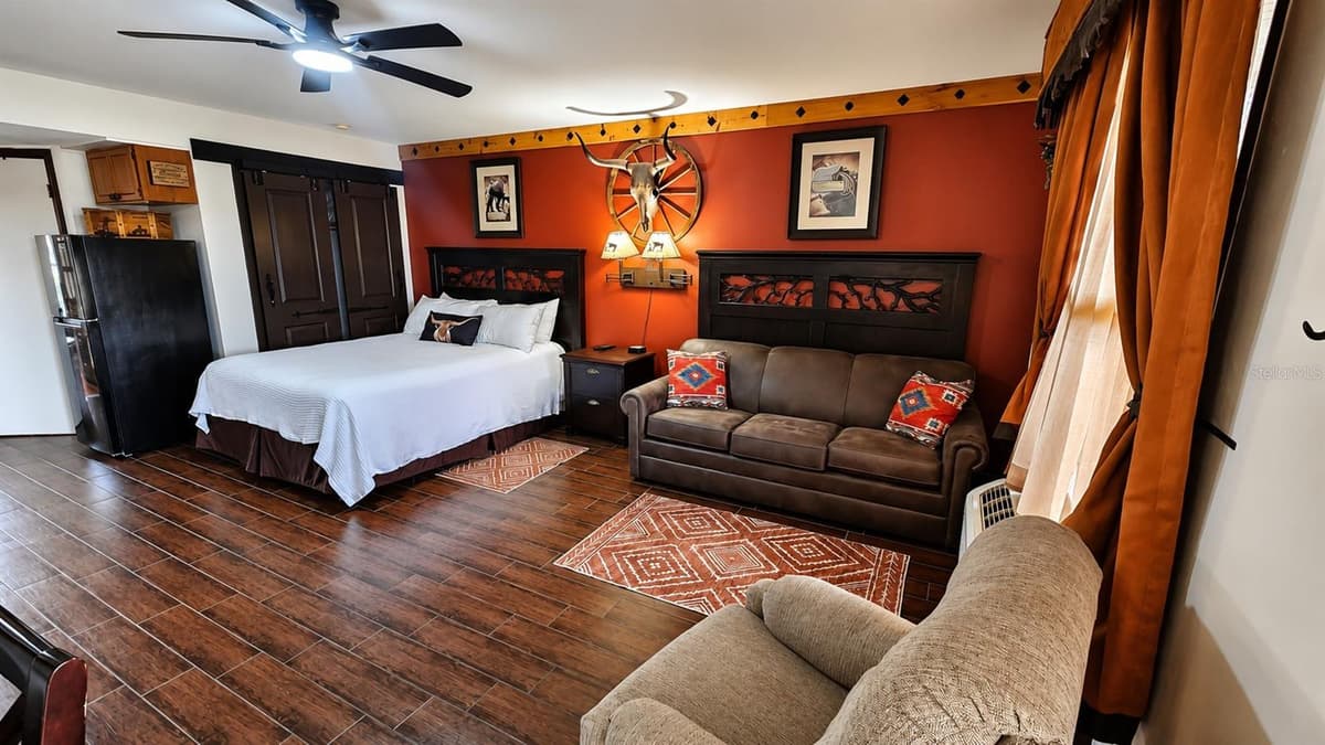 3200 RIVER RANCH BOULEVARD — photo 2 of 23