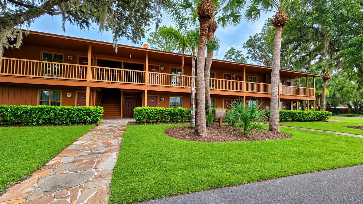 3200 RIVER RANCH BOULEVARD — photo 1 of 23