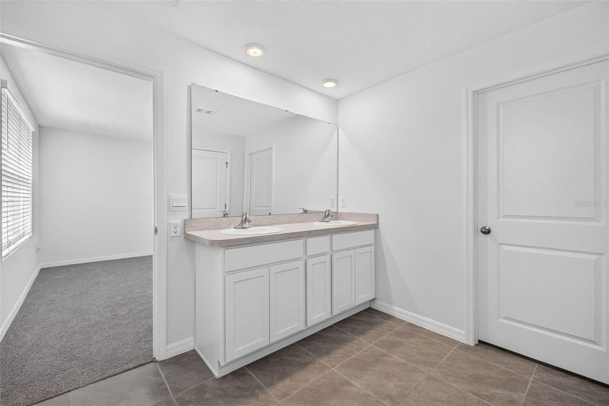 7622 ROSEWOOD GARDEN LOOP — photo 41 of 74
