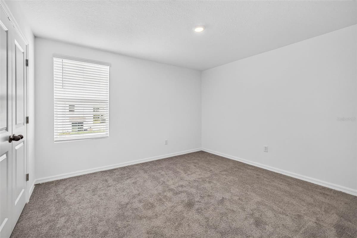 7622 ROSEWOOD GARDEN LOOP — photo 34 of 74