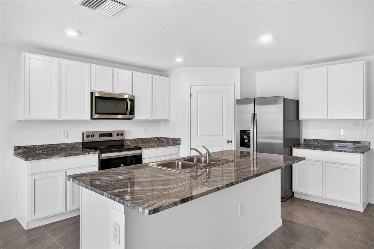 7622 ROSEWOOD GARDEN LOOP — photo 14 of 74