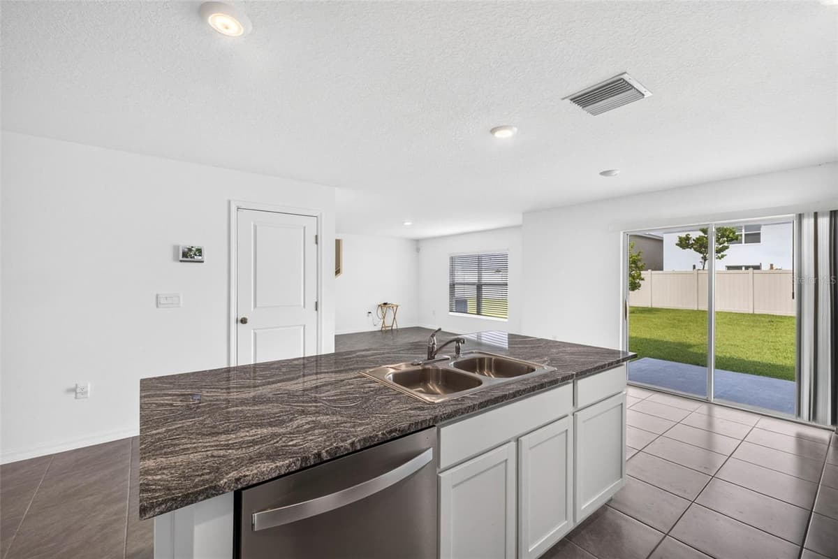 7622 ROSEWOOD GARDEN LOOP — photo 17 of 74