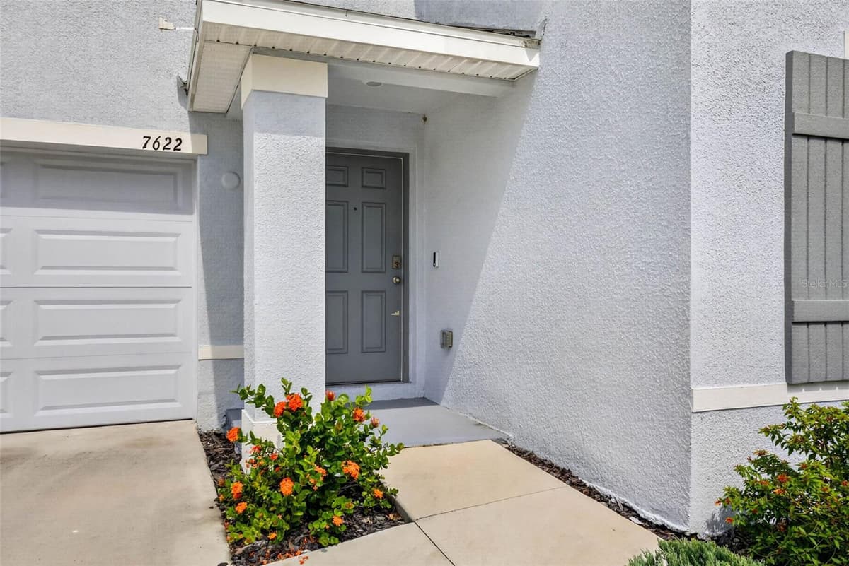 7622 ROSEWOOD GARDEN LOOP — photo 4 of 74