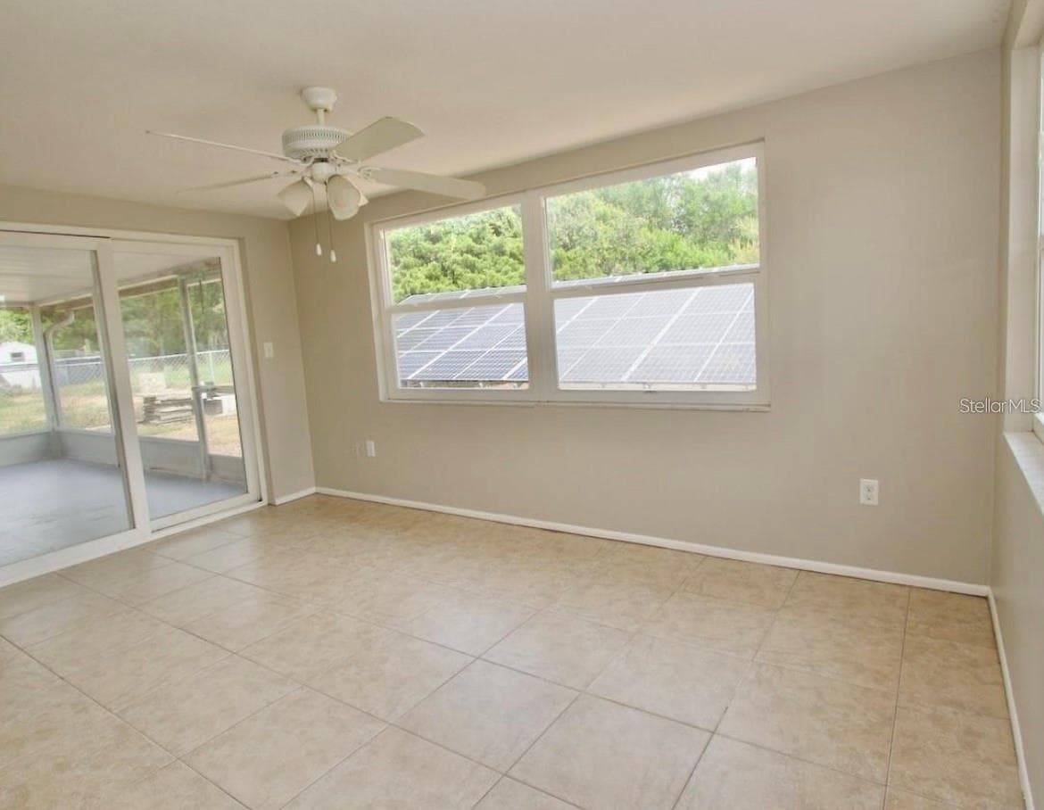 7407 UNIVERSITY DRIVE — photo 12 of 30
