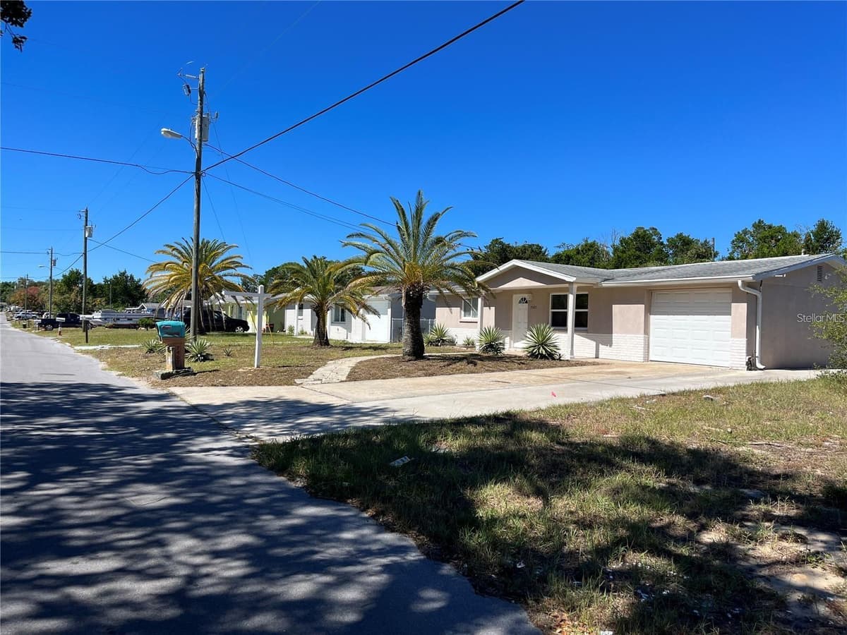 7407 UNIVERSITY DRIVE — photo 1 of 30