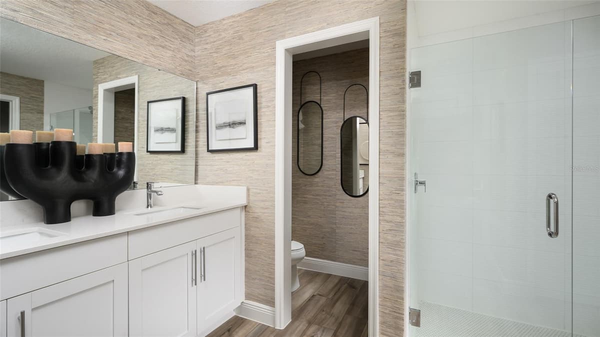9836 ANNUNCIATION DRIVE — photo 7 of 24