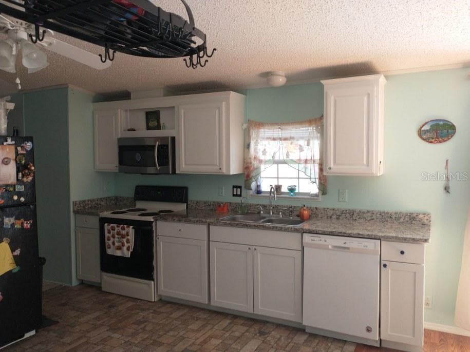 2042 SUNWOOD POINT — photo 14 of 22