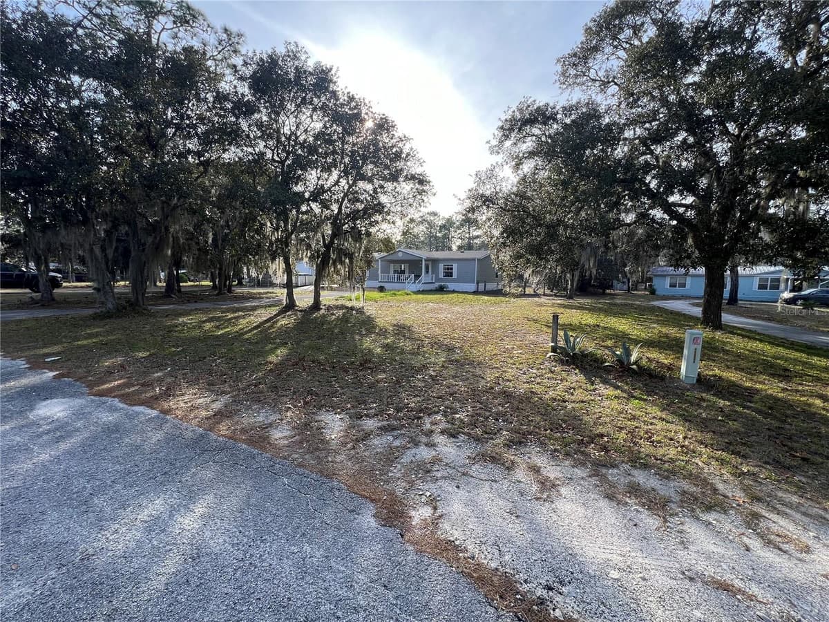 2042 SUNWOOD POINT — photo 6 of 22