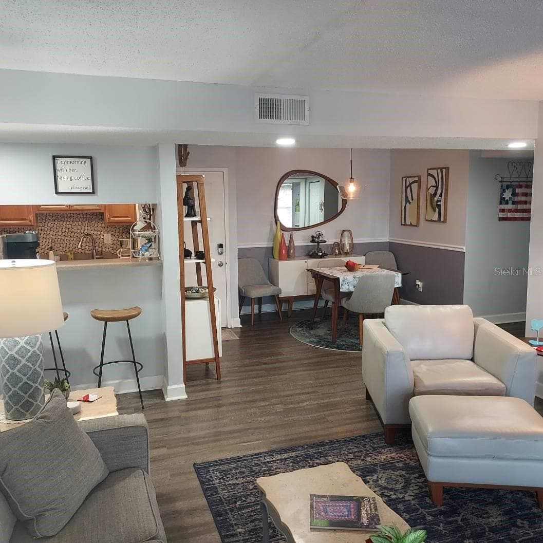 4411 SHADY TERRACE LANE — photo 4 of 20