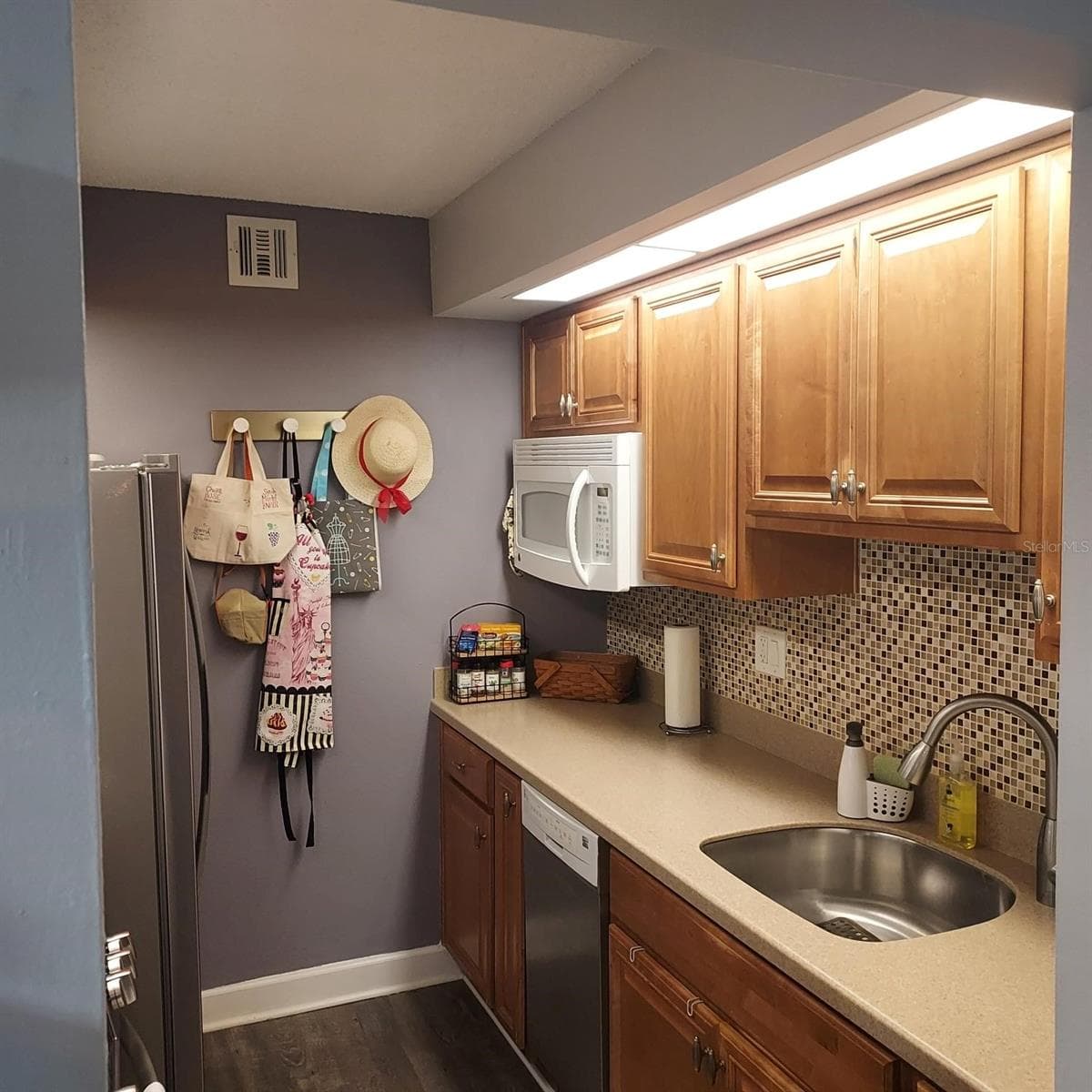 4411 SHADY TERRACE LANE — photo 6 of 20
