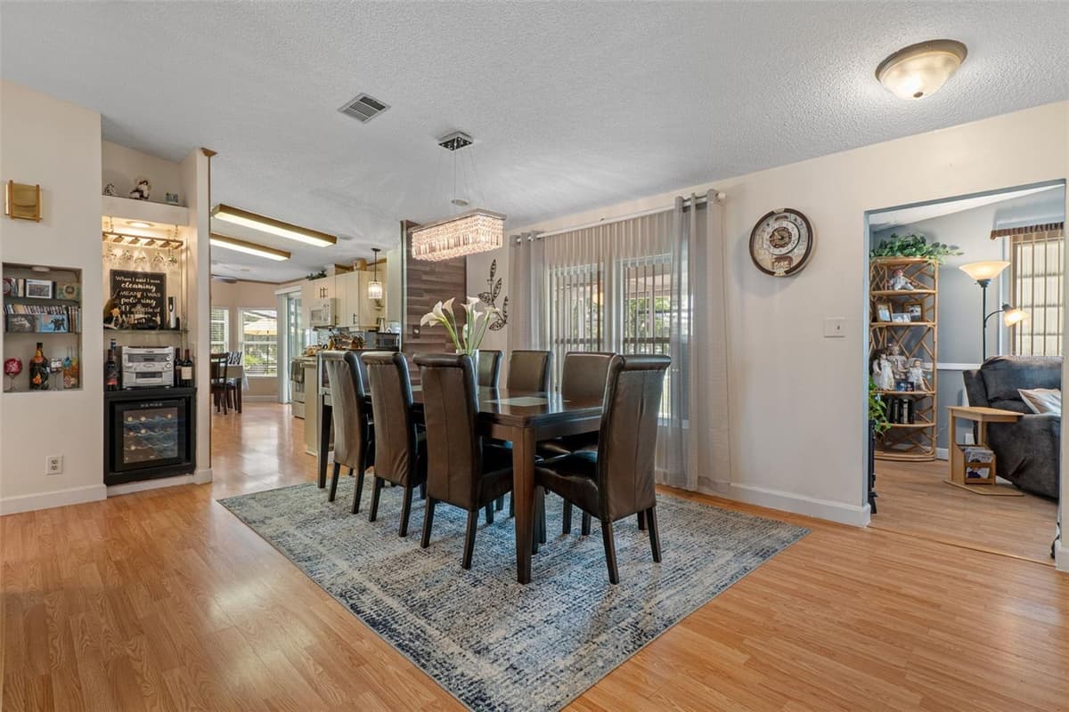 7436 NIELSON AVENUE — photo 4 of 54