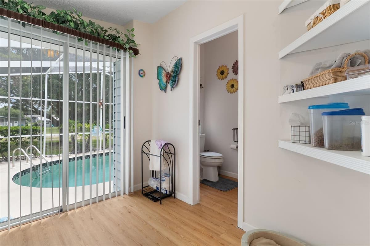 7436 NIELSON AVENUE — photo 33 of 54