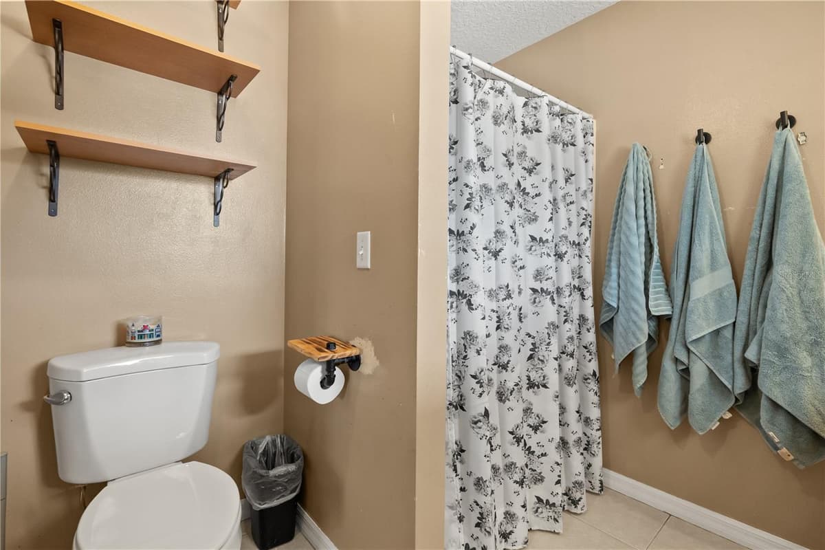 10022 CAROLE PLACE — photo 25 of 35