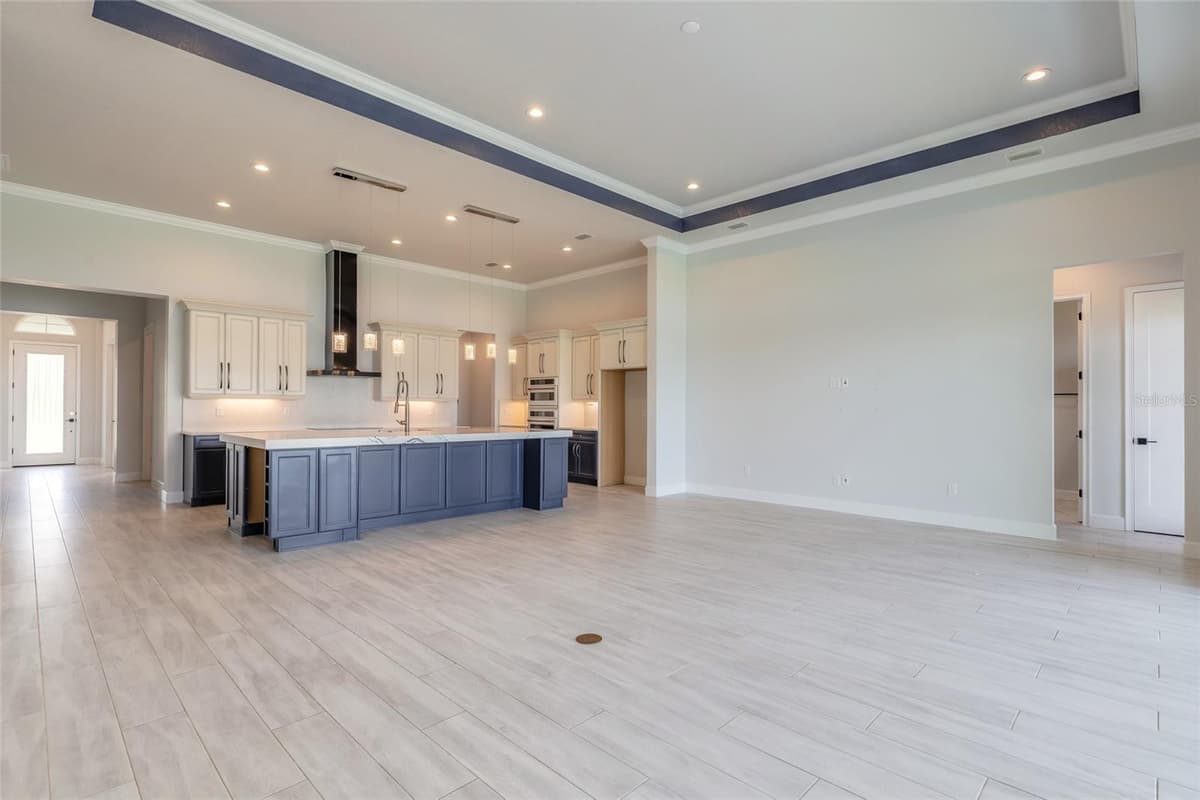 321 AQUAMARINE WAY — photo 11 of 39