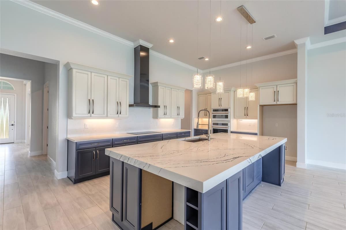 321 AQUAMARINE WAY — photo 13 of 39