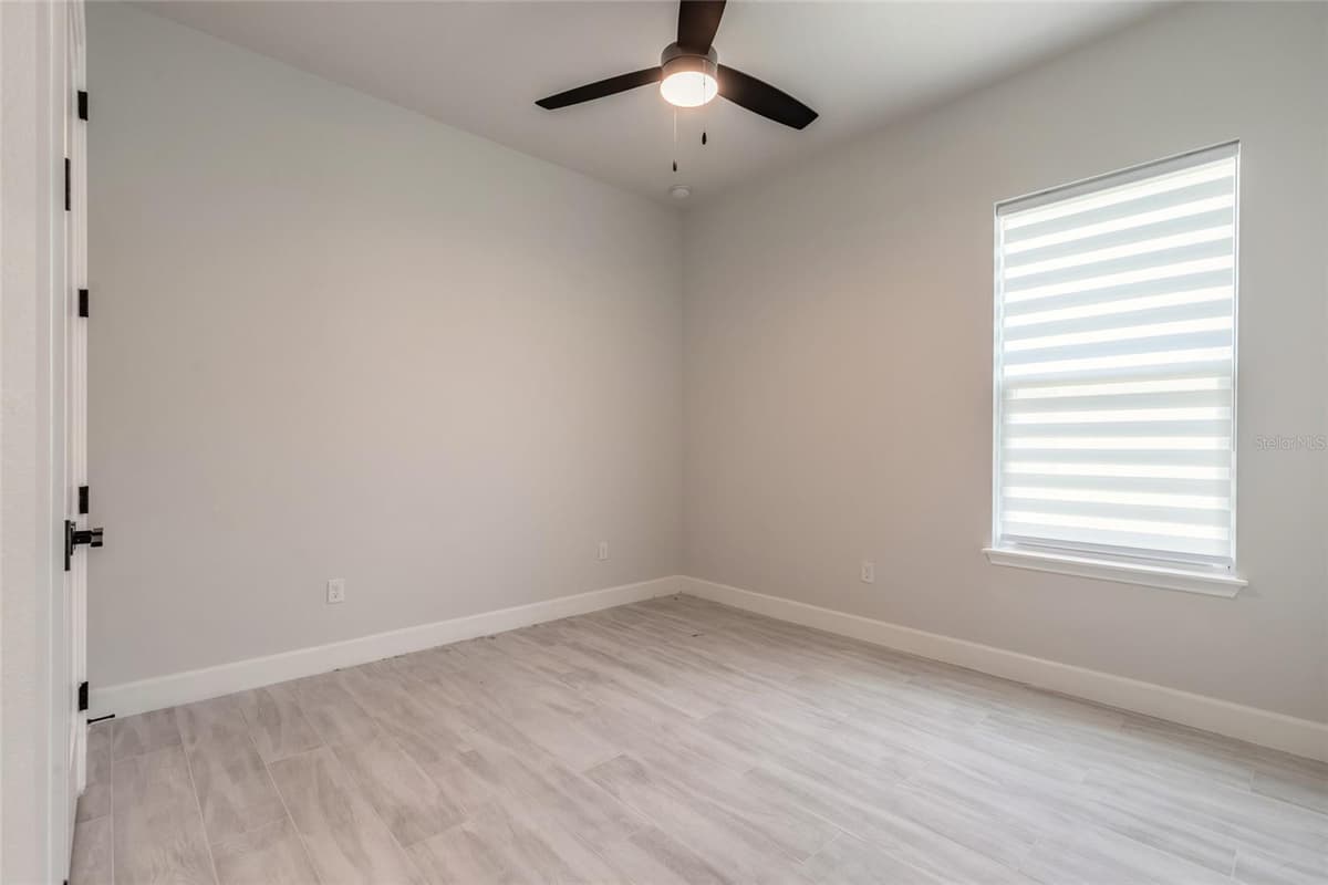 321 AQUAMARINE WAY — photo 10 of 39