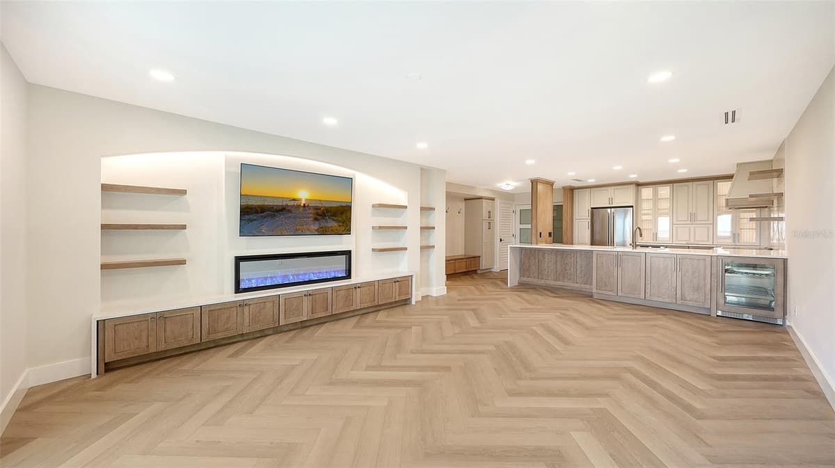 2089 GULF OF MEXICO DRIVE — photo 15 of 79