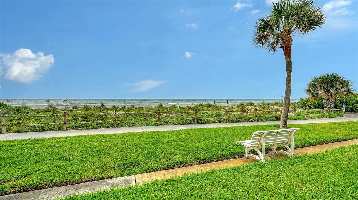 2089 GULF OF MEXICO DRIVE — photo 45 of 79