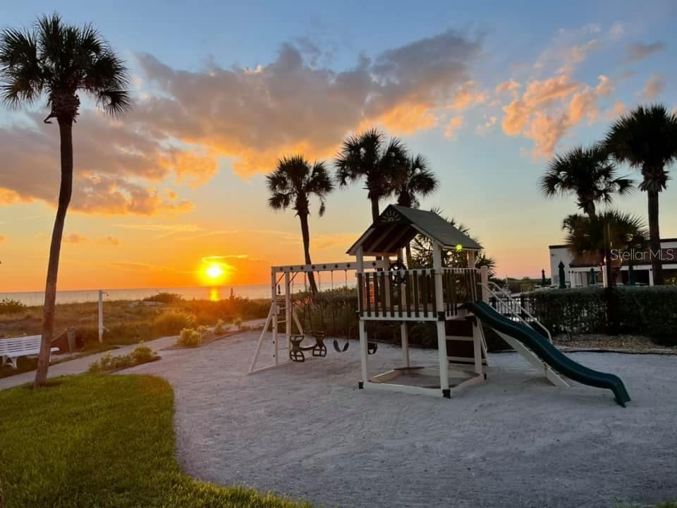 2089 GULF OF MEXICO DRIVE — photo 76 of 79