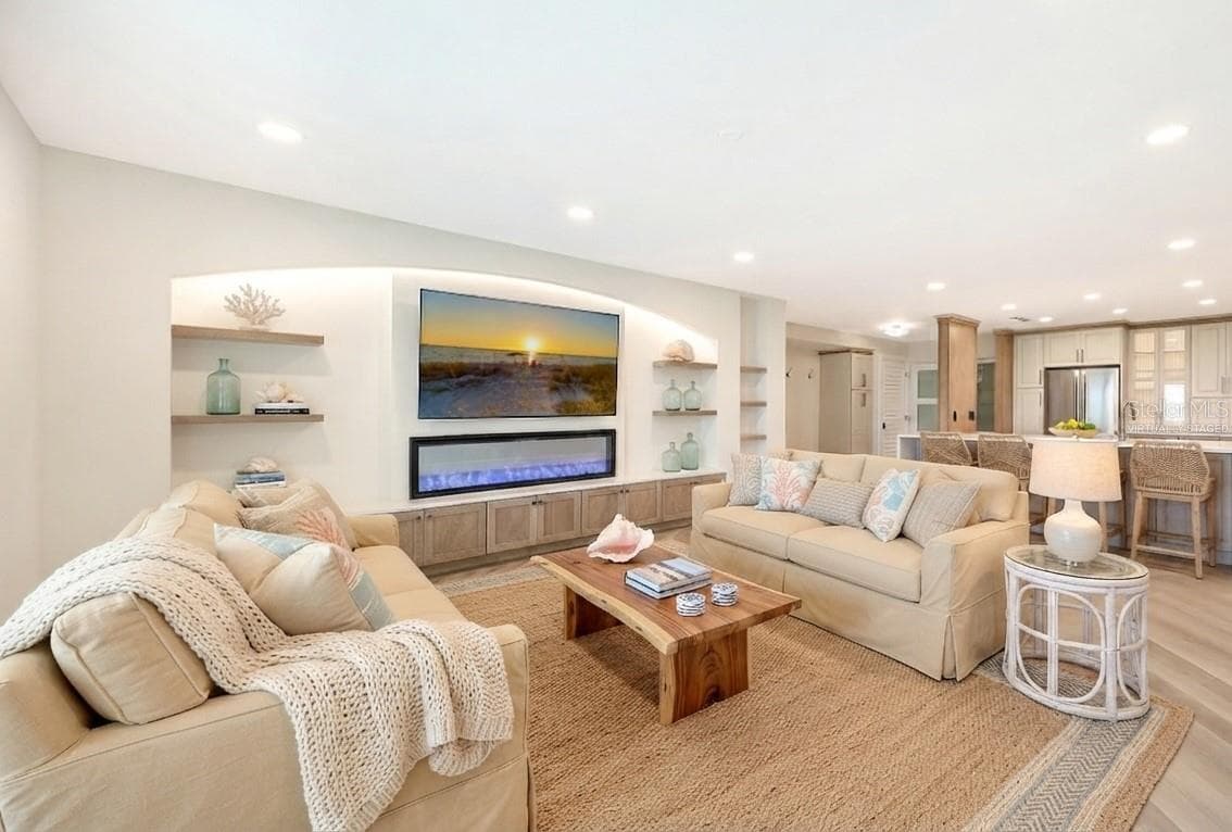 2089 GULF OF MEXICO DRIVE — photo 4 of 79