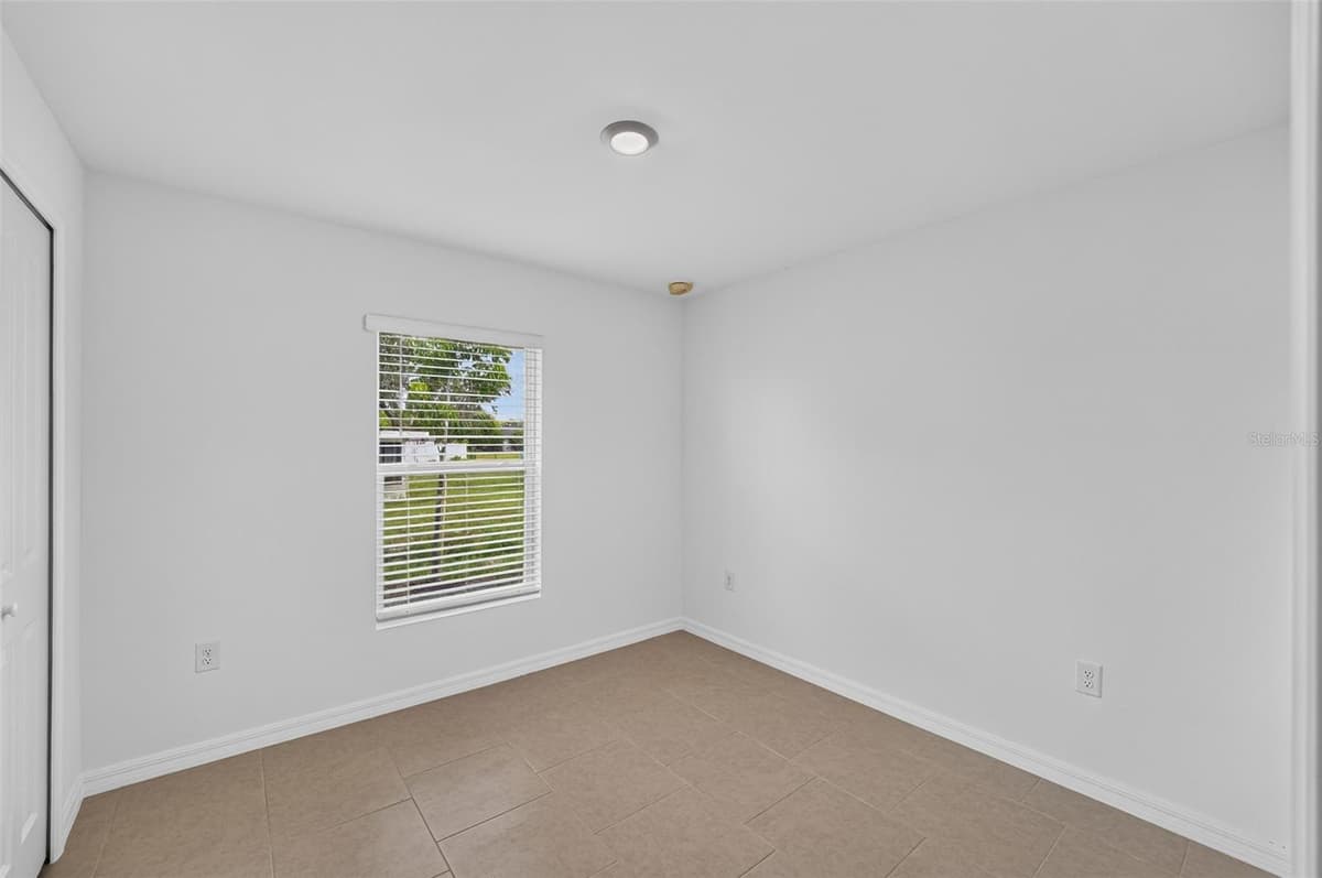 22568 ALCORN AVENUE — photo 16 of 21
