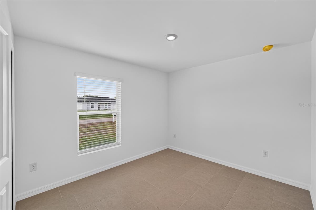 22568 ALCORN AVENUE — photo 14 of 21