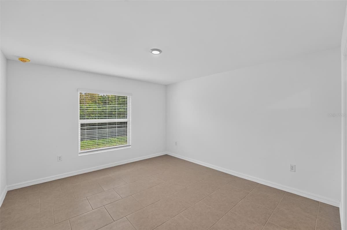22568 ALCORN AVENUE — photo 15 of 21