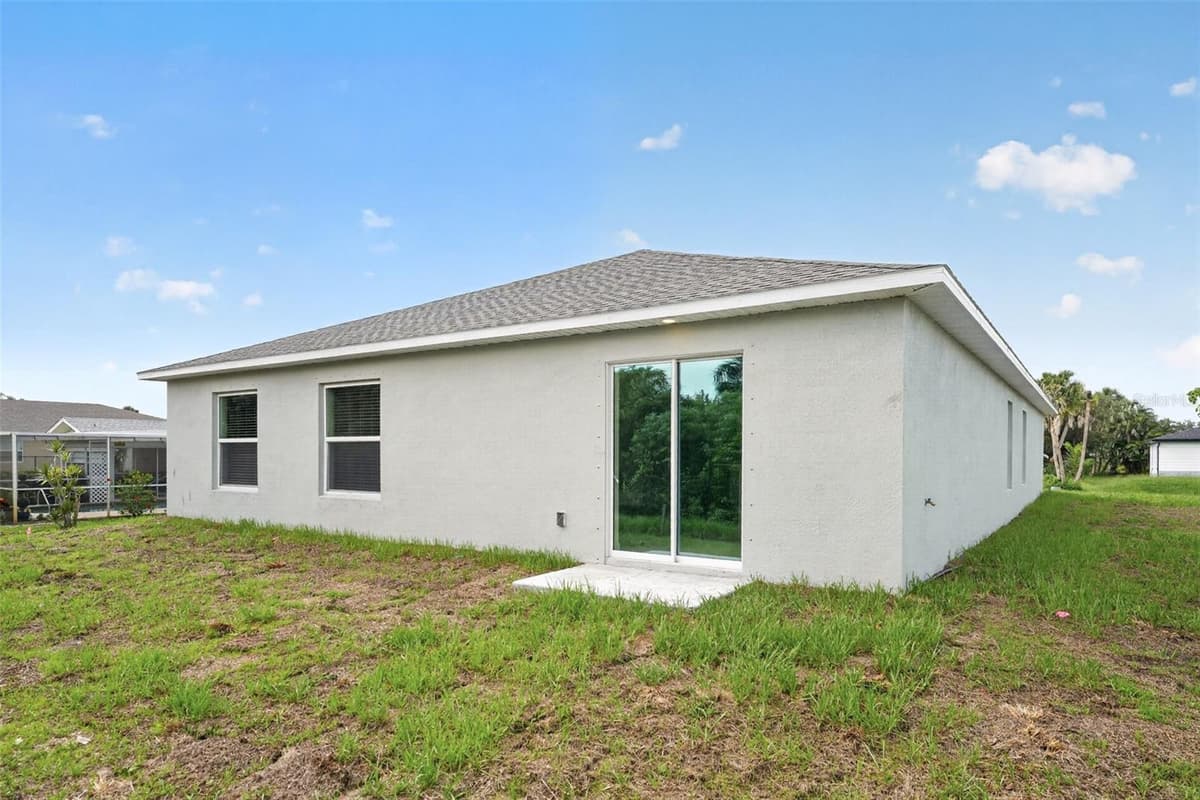 22568 ALCORN AVENUE — photo 4 of 21