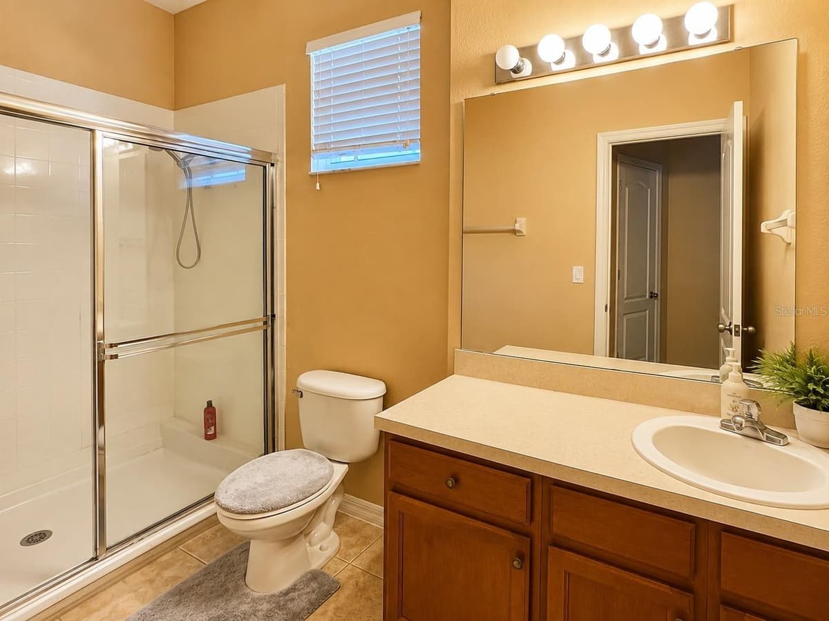 106 WEYMOUTH DRIVE — photo 14 of 19