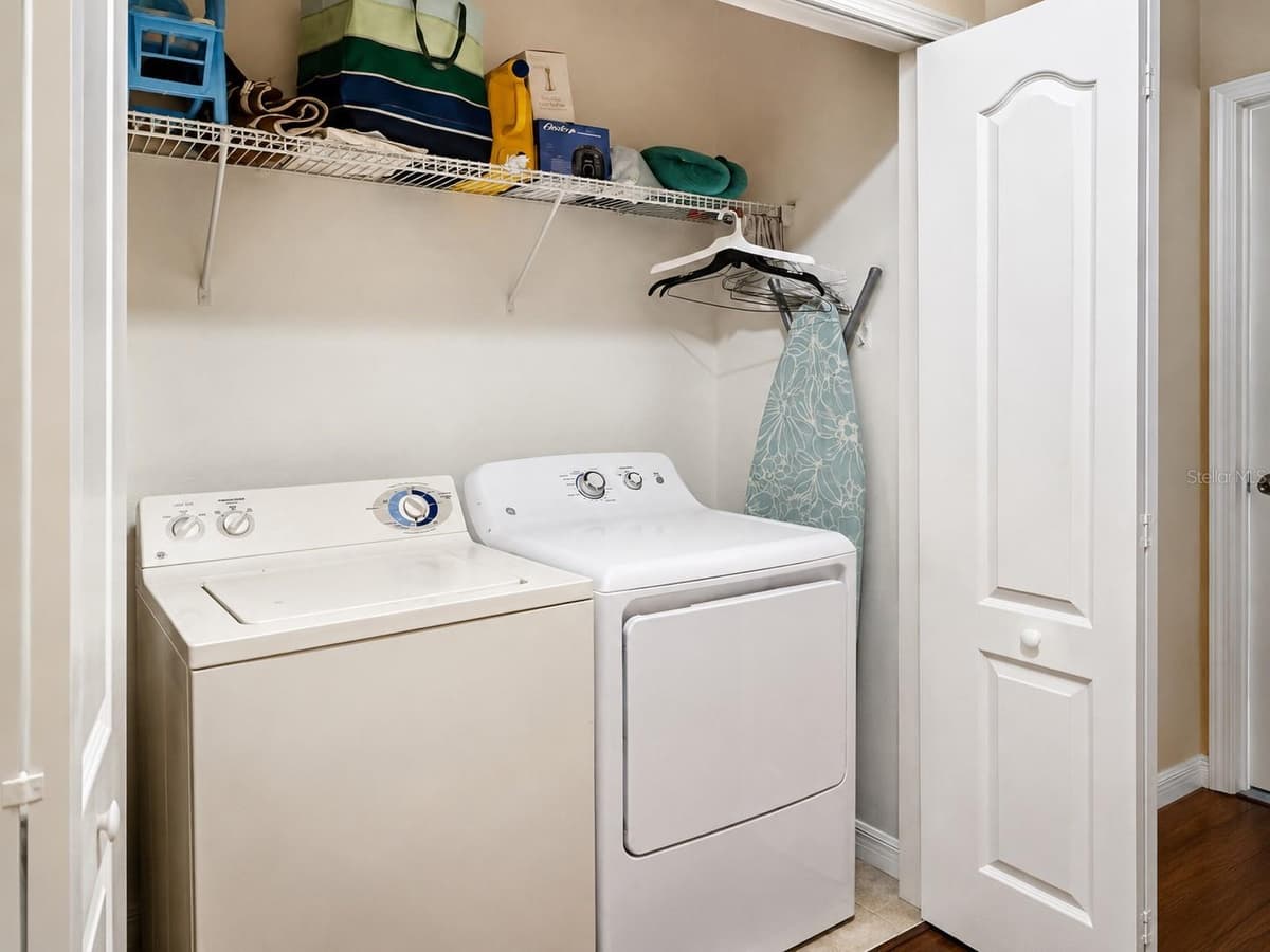 106 WEYMOUTH DRIVE — photo 9 of 19