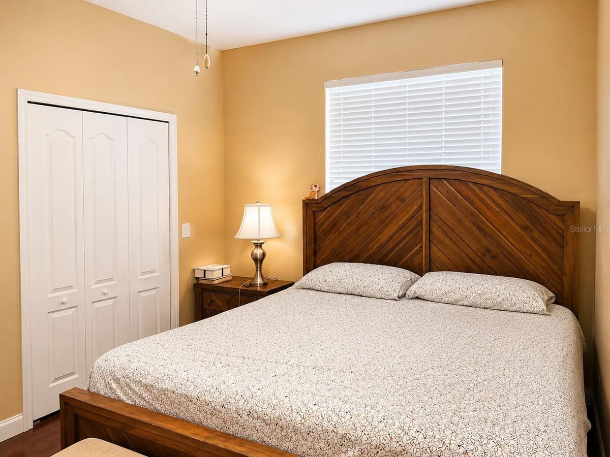 106 WEYMOUTH DRIVE — photo 12 of 19