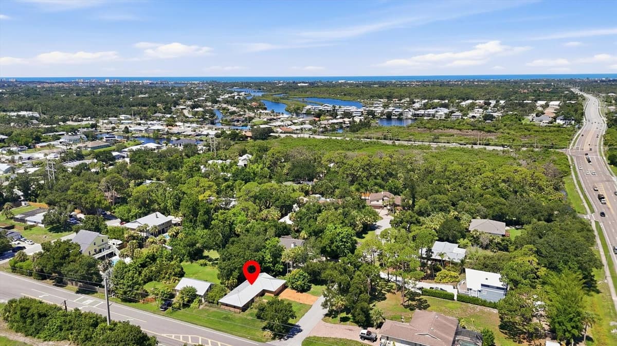 1700 SPOONBILL DRIVE — photo 2 of 40
