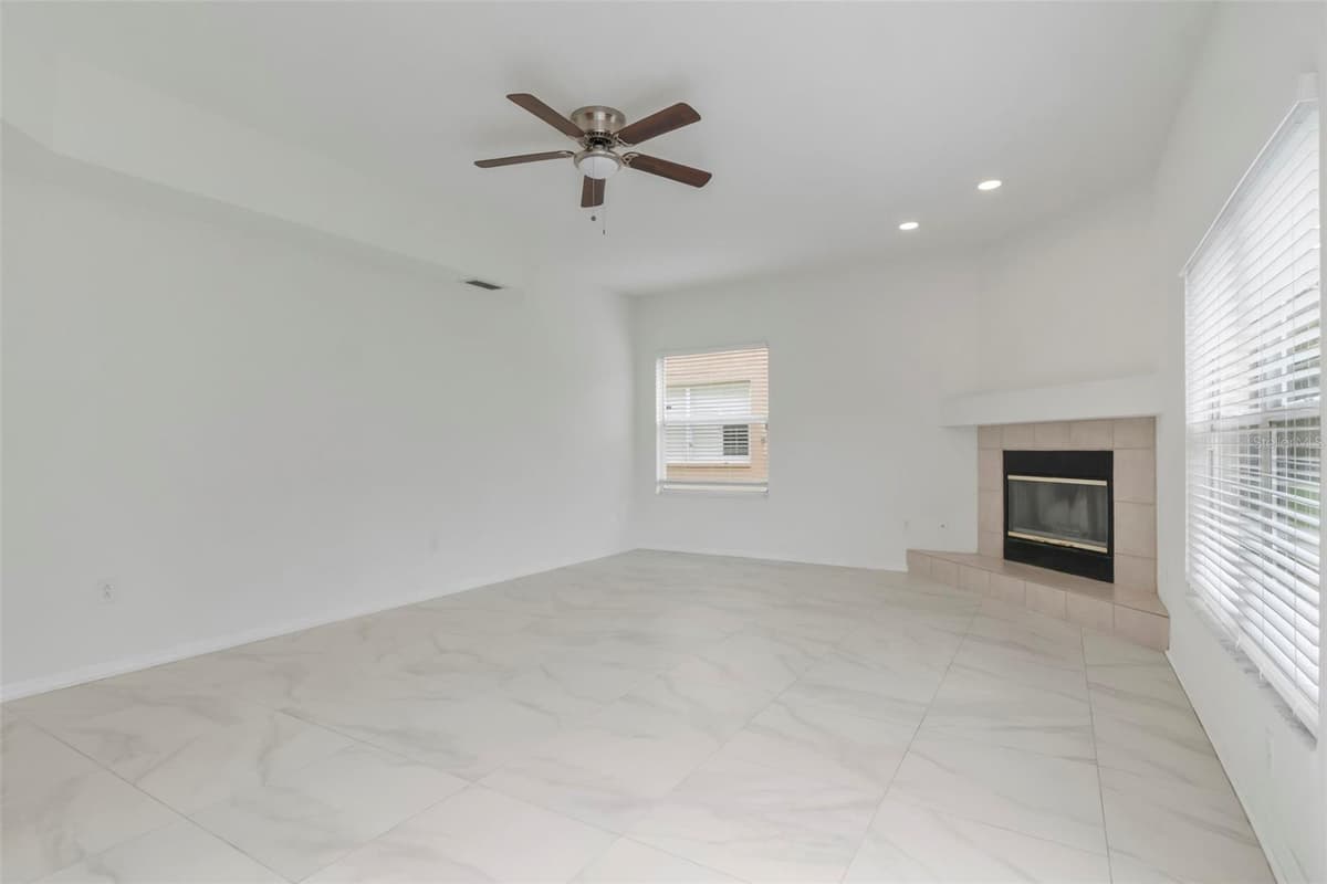 27512 BREAKERS DRIVE — photo 18 of 50