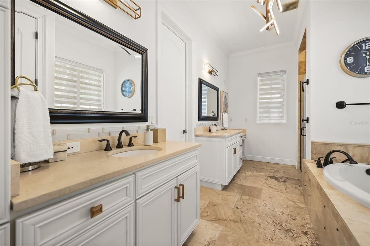 645 PANSY AVENUE — photo 23 of 60