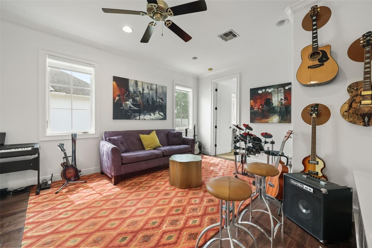 645 PANSY AVENUE — photo 35 of 60