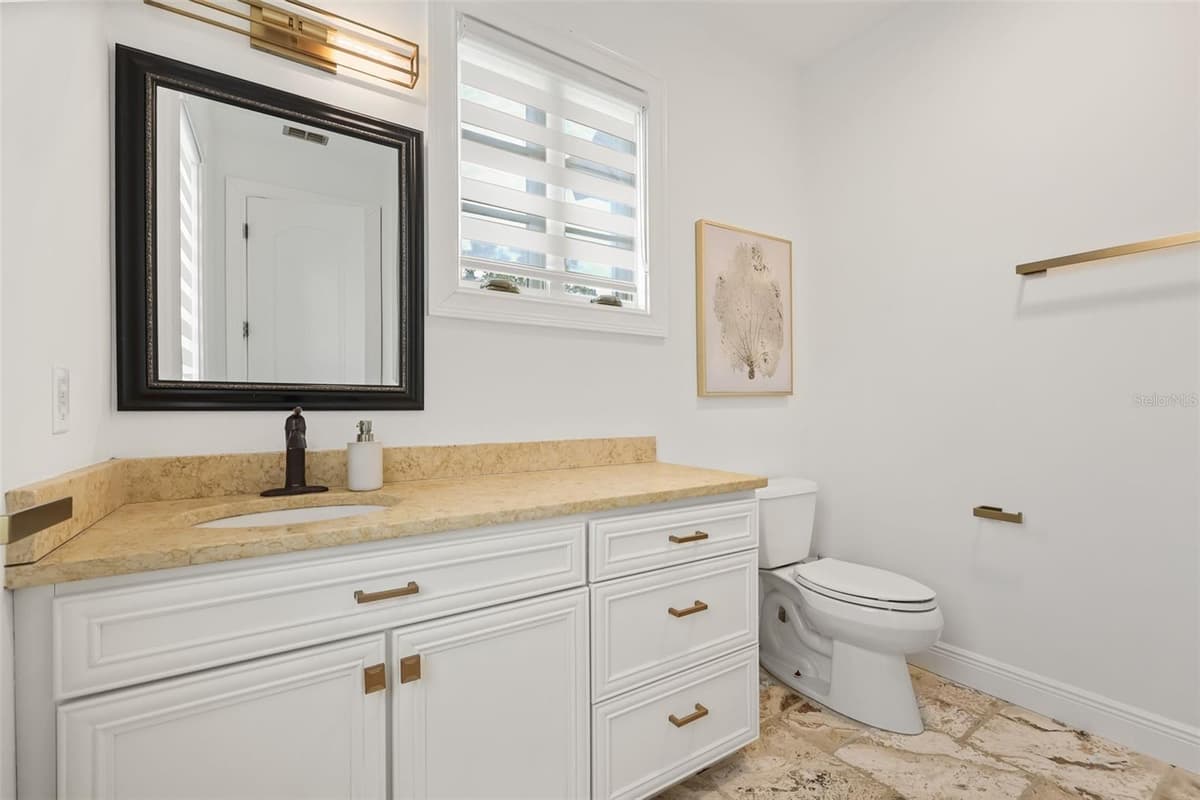 645 PANSY AVENUE — photo 39 of 60